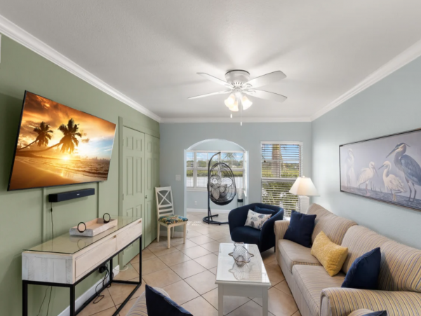 Indian Shores Beach  2 bedroom Condo
